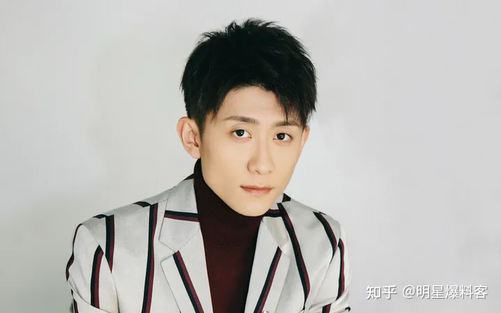 八卦新闻指的是什么生肖(2021.10.11娱乐爆料：张艺兴、肖战、刘昊然、王一博、陈星旭、张一山、杨紫、撒贝宁、吴京、景甜、邓紫棋、白客、赖冠霖、陈学冬、许佳琪)