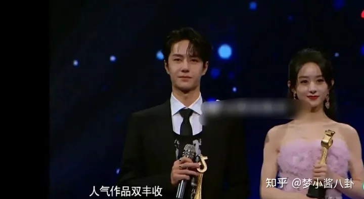 八卦新闻的图片(小八卦：郑爽、王一博、赵丽颖、周扬青、李小璐)