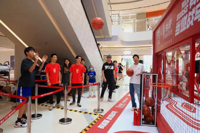 活动线报群(战马青年能量SHOW线下快闪活动在广州、北京举办热搜第一！小杨哥徒弟被消协列入低俗直播带货案例)