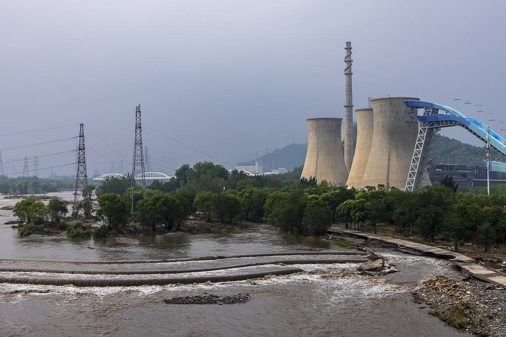 降雨趋于结束，海河流域各大河系上游主要河道水位平稳回落 